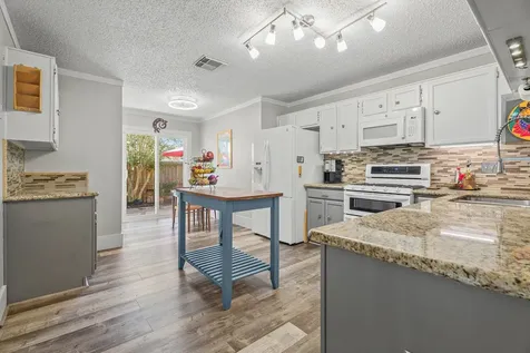 2717 Hot Springs Drive Pearland TX 77584