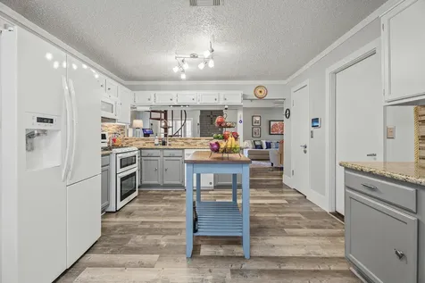 2717 Hot Springs Drive Pearland TX 77584