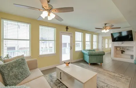 21225 Gulf Drive Galveston TX 77554