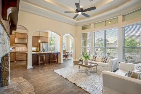 4855 Bayou St John Conroe TX 77304