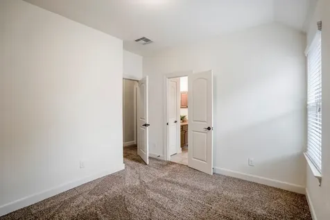 4855 Bayou St John Conroe TX 77304