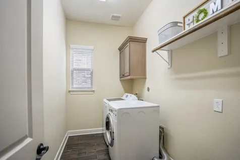 4855 Bayou St John Conroe TX 77304