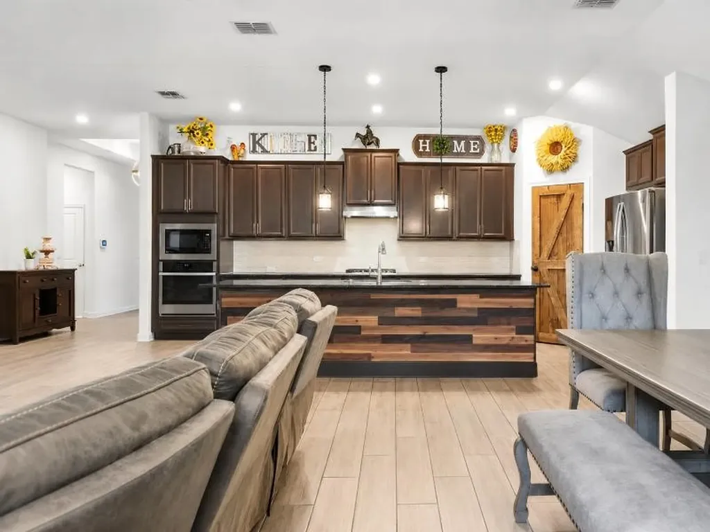 1527 Winans Pass San Antonio TX 78253