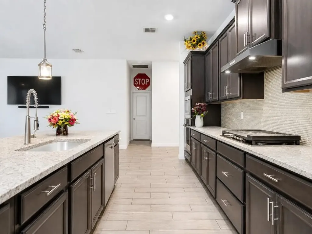 1527 Winans Pass San Antonio TX 78253