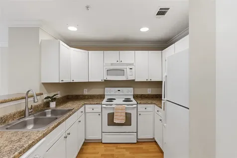 1725 Harvey Mitchell Parkway S 1431 College Station TX 77840