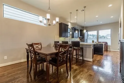 5307 Petty Street Houston TX 77007