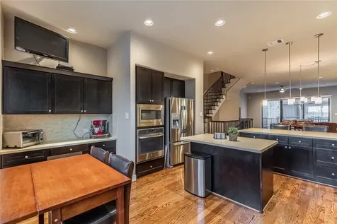 5307 Petty Street Houston TX 77007