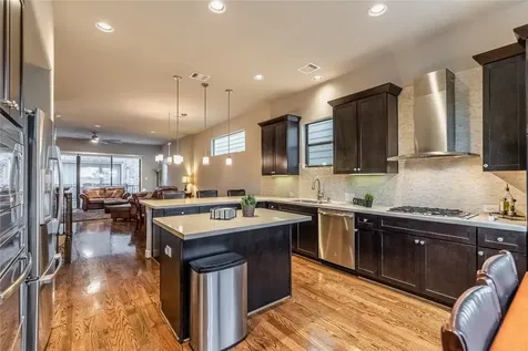 5307 Petty Street Houston TX 77007