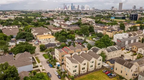 5307 Petty Street Houston TX 77007