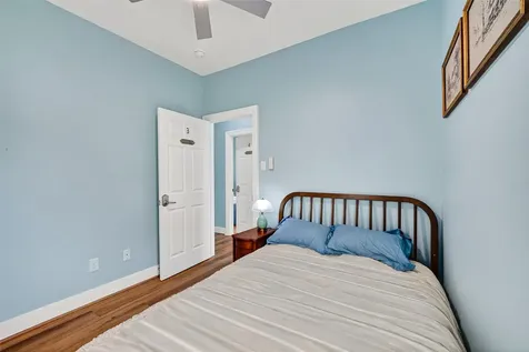 307 Neyland Street Houston TX 77022