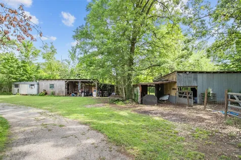1642 Walker Road Huntington TX 75949
