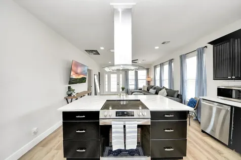 710 Kipp Avenue Kemah TX 77565