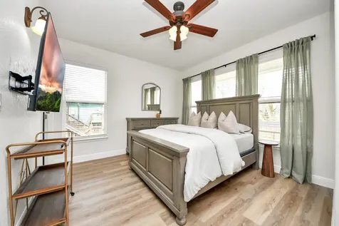 710 Kipp Avenue Kemah TX 77565