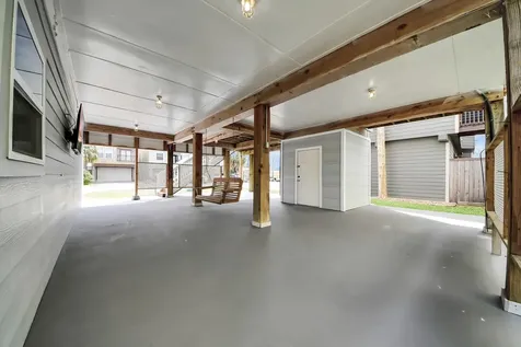 710 Kipp Avenue Kemah TX 77565