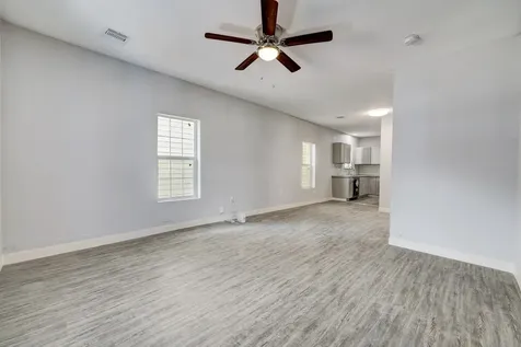 4224 Marina Street Houston TX 77007