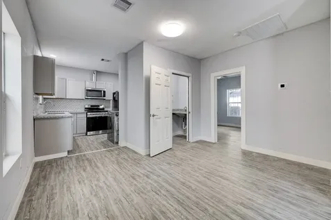4224 Marina Street Houston TX 77007