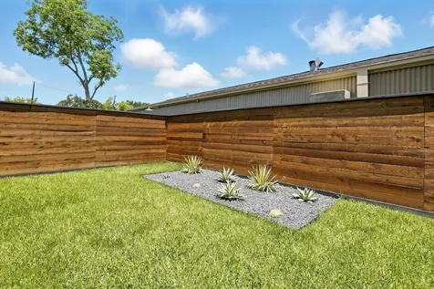 5209 Canal Street Houston TX 77011