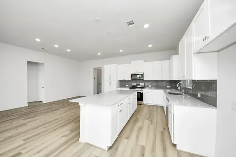 407 Legacy Point A Sealy TX 77474