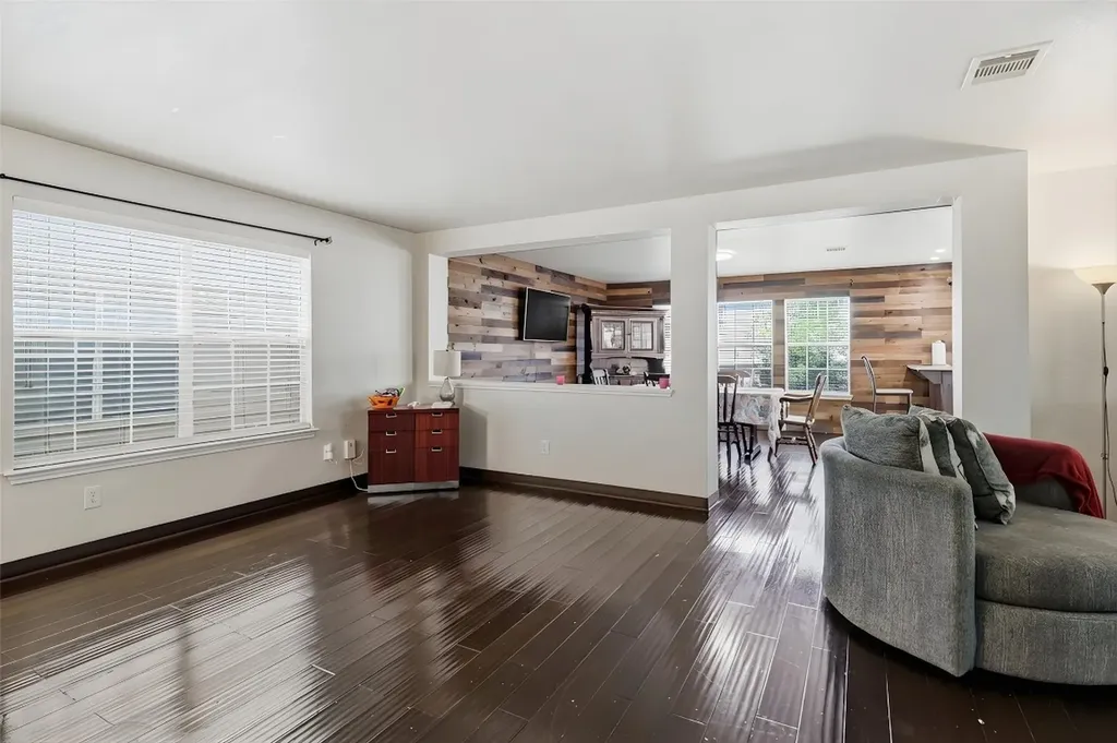 5423 Spring Walk San Antonio TX 78247