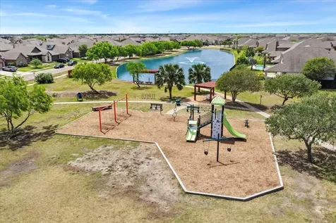 7326 Tristan Drive Corpus Christi TX 78414