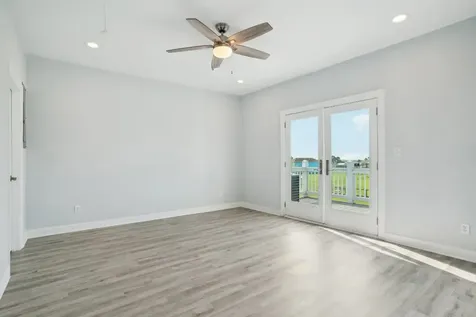 2115 Seahorse Lane Port Bolivar TX 77650
