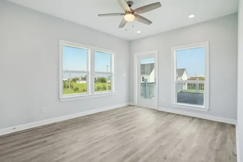 2115 Seahorse Lane Port Bolivar TX 77650