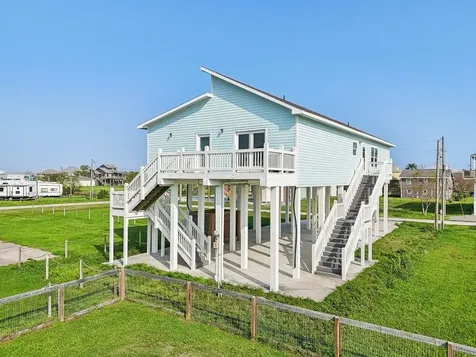 2115 Seahorse Lane Port Bolivar TX 77650