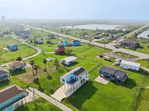 2115 Seahorse Lane Port Bolivar TX 77650