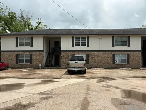 405 Oak Street 201 Brazoria TX 77422