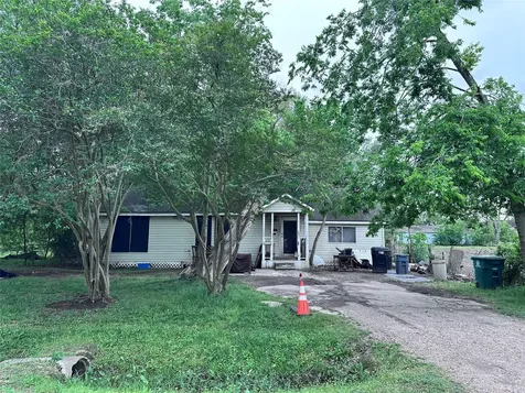306 Walthall Drive Houston TX 77022