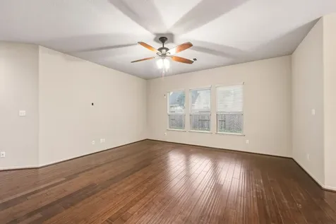 15919 Walnut Shores Drive Houston TX 77044