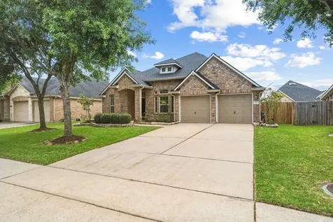 15919 Walnut Shores Drive Houston TX 77044
