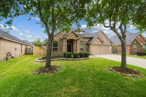 15919 Walnut Shores Drive Houston TX 77044