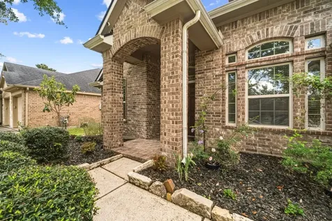 15919 Walnut Shores Drive Houston TX 77044