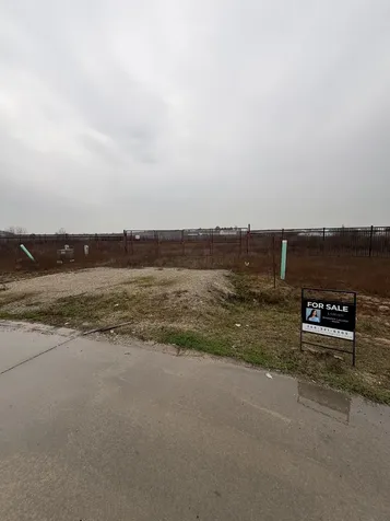 1301 Road 57211 Cleveland TX 77327