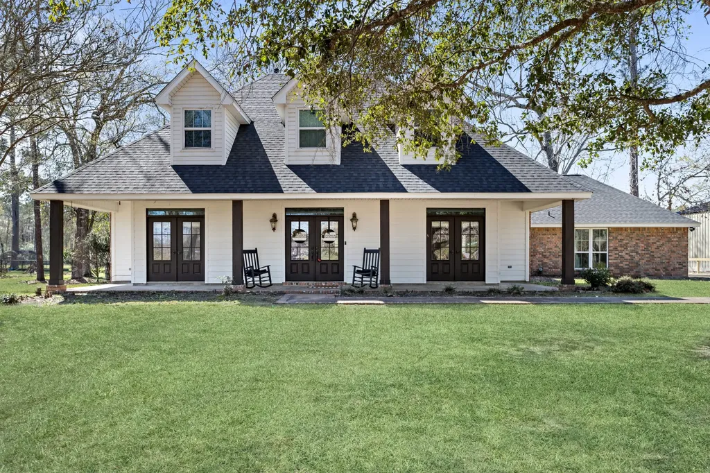 1342 Woodway Boulevard Sour Lake TX 77659