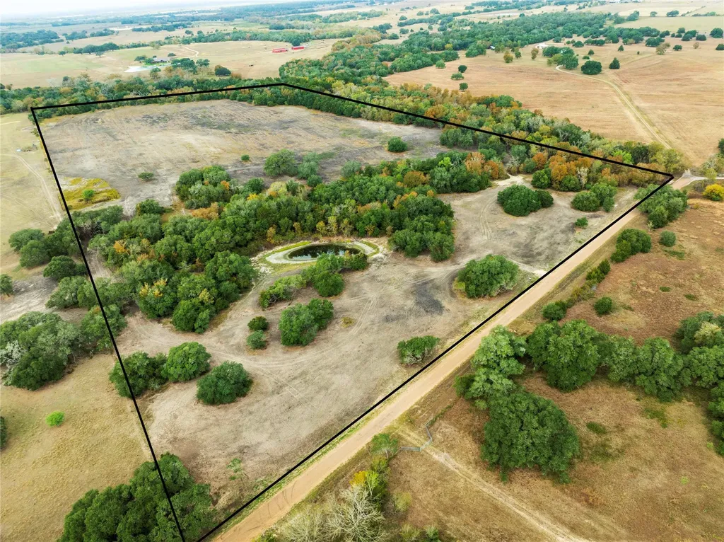 1250 Ladewig Lane Flatonia TX 78956
