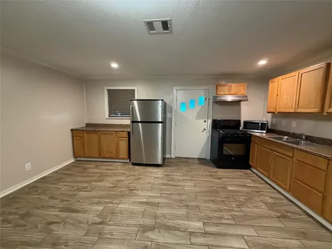 1516 Terry Street Houston TX 77009