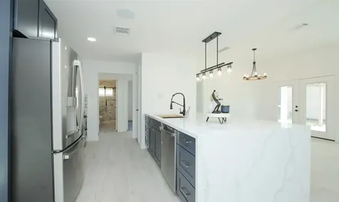 8518 Furlong Lane Houston TX 77071