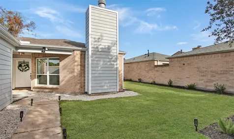 8518 Furlong Lane Houston TX 77071