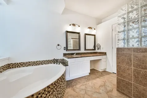 3304 Autumn Forest Drive Pearland TX 77584