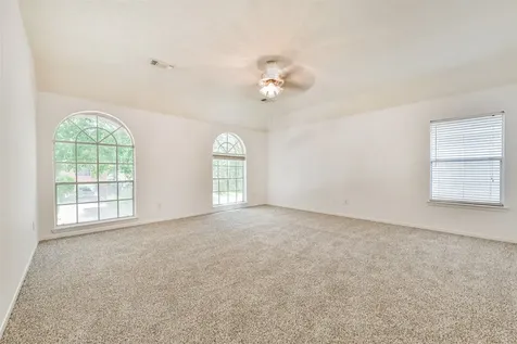 3304 Autumn Forest Drive Pearland TX 77584