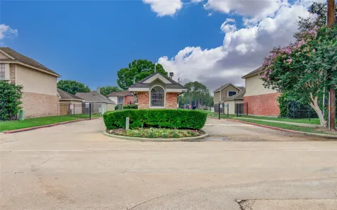 13803 Purplemartin Street Houston TX 77083