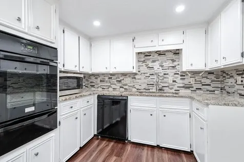 1922 Arcadia Drive Sugar Land TX 77498