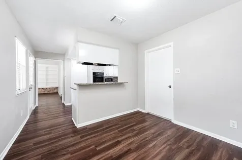 1922 Arcadia Drive Sugar Land TX 77498