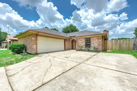 1922 Arcadia Drive Sugar Land TX 77498