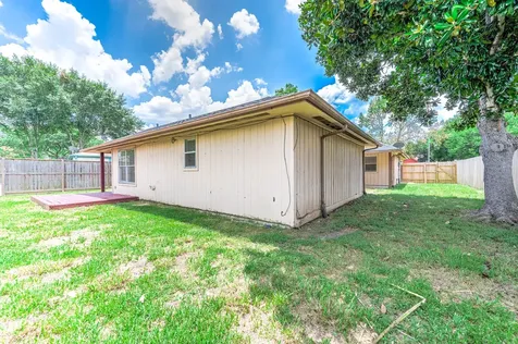 1922 Arcadia Drive Sugar Land TX 77498