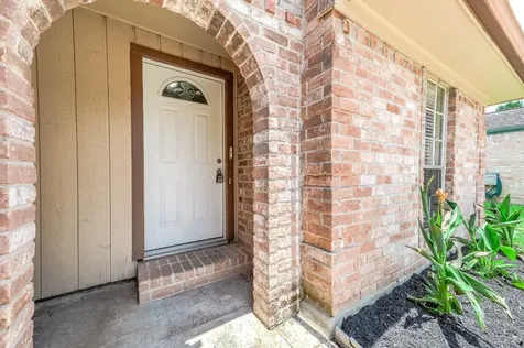 1922 Arcadia Drive Sugar Land TX 77498