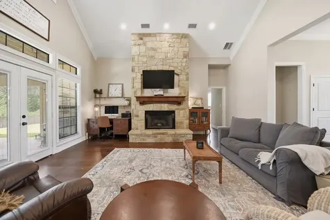 2245 Strangmeier Road Brenham TX 77833