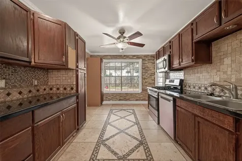2239 Parkdale Drive Houston TX 77339